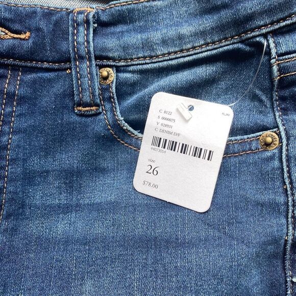 NWT Free People Raw Hem Distressed Jeans Size 2 - Picture 15 of 16